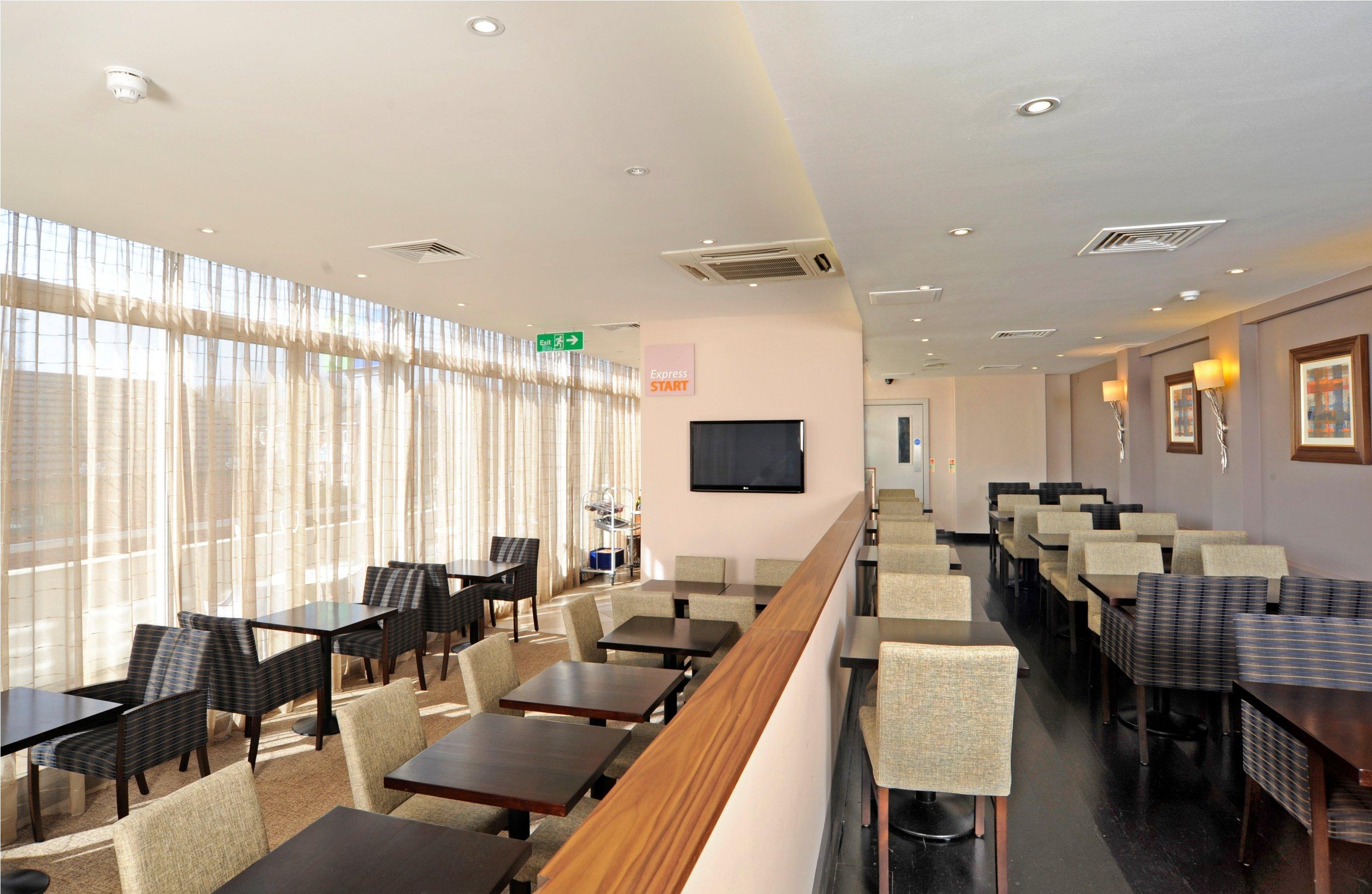 Holiday Inn Express Crewe, An Ihg Hotel Εξωτερικό φωτογραφία