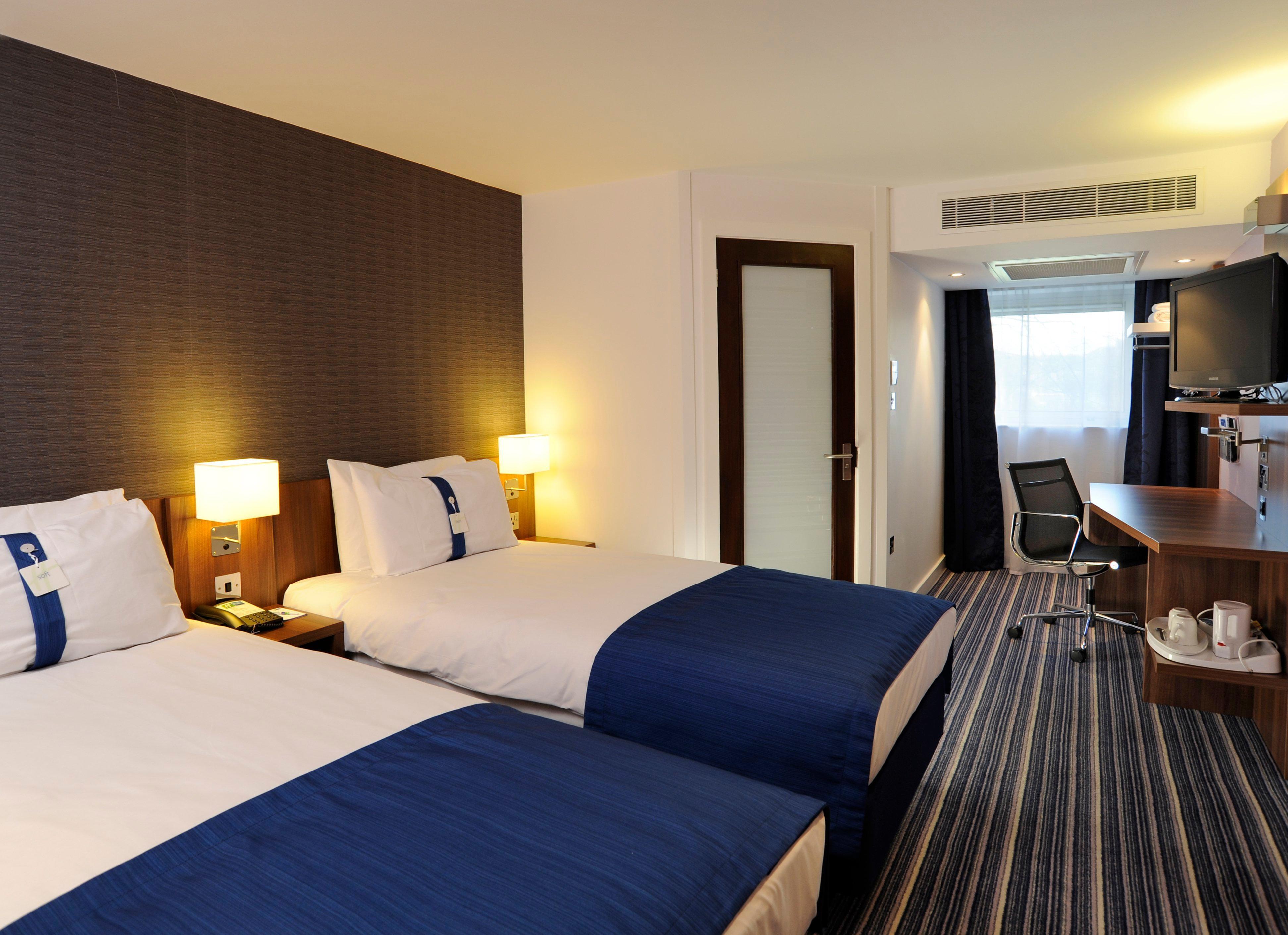 Holiday Inn Express Crewe, An Ihg Hotel Εξωτερικό φωτογραφία