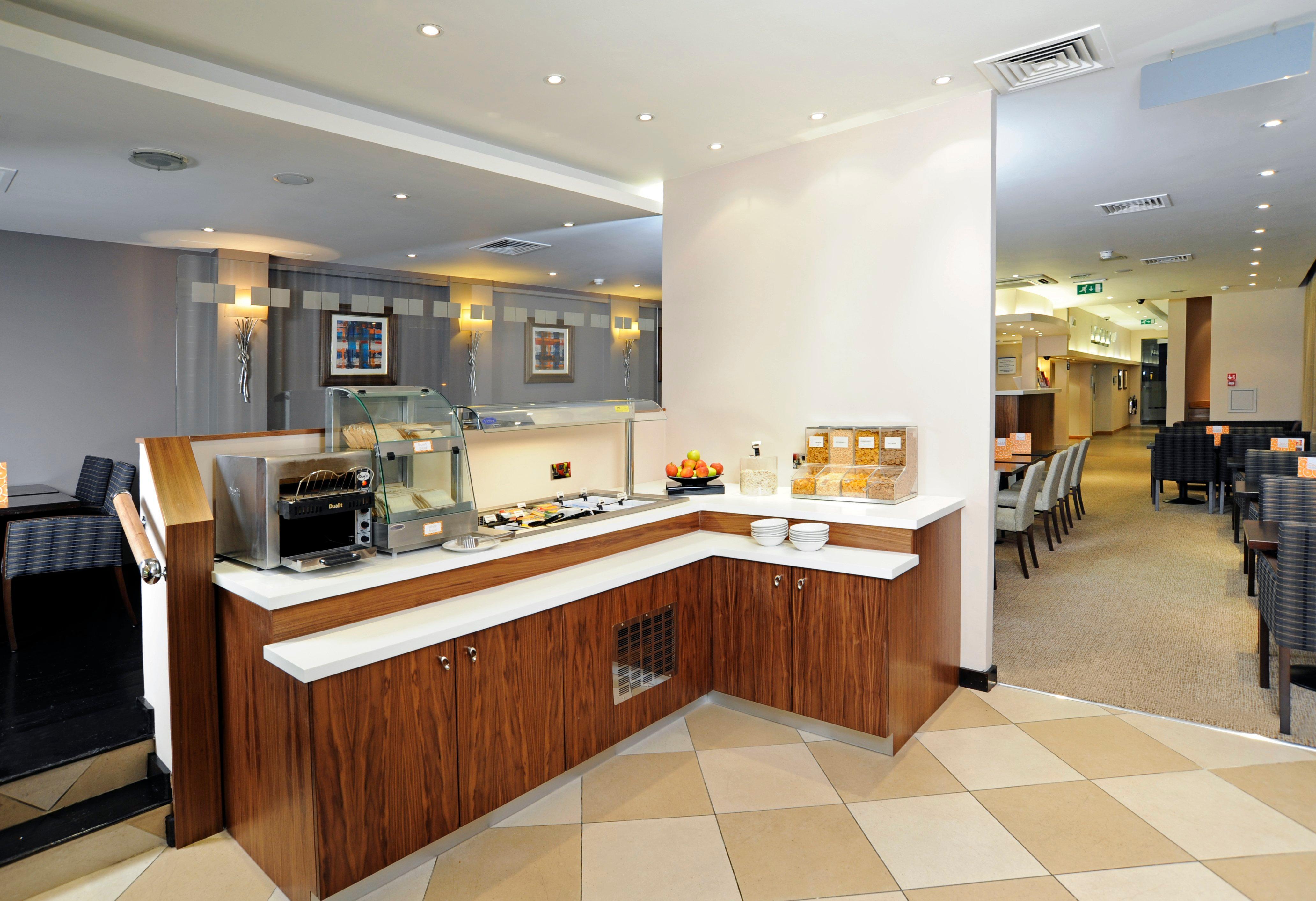 Holiday Inn Express Crewe, An Ihg Hotel Εξωτερικό φωτογραφία