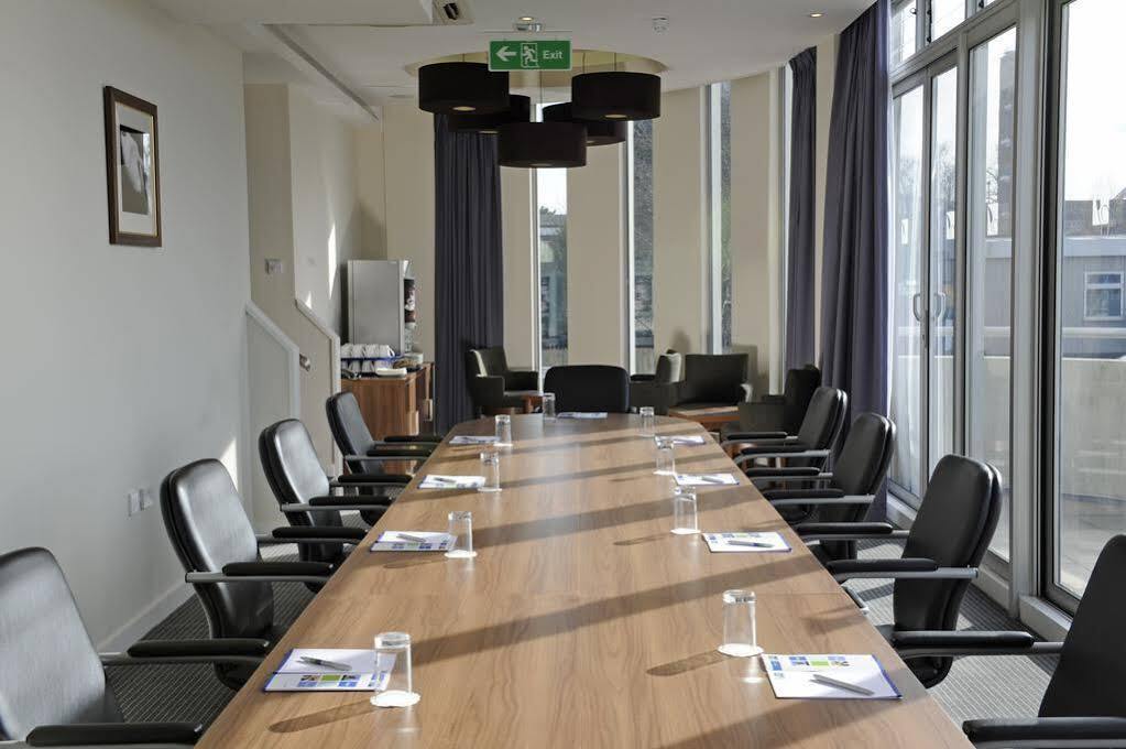 Holiday Inn Express Crewe, An Ihg Hotel Εξωτερικό φωτογραφία